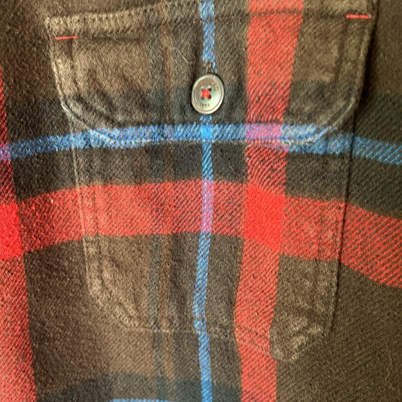 Men’s Red Flannel Size XL - Picture 3 of 7